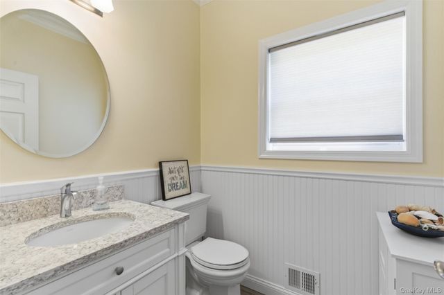 15 Framingham Lane, Shoreham, NY 11786