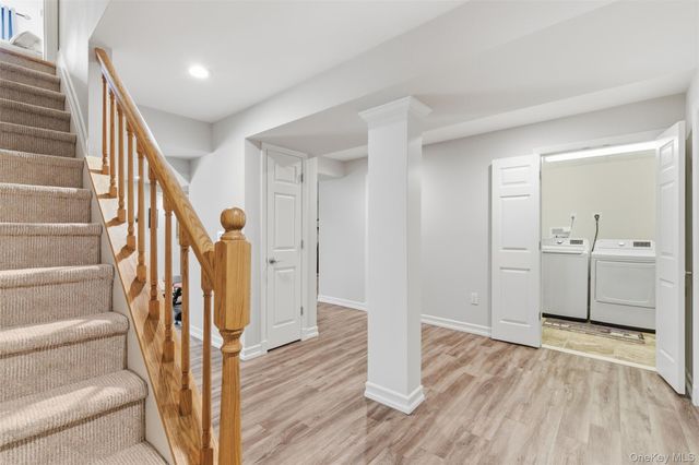 15 Framingham Lane, Shoreham, NY 11786