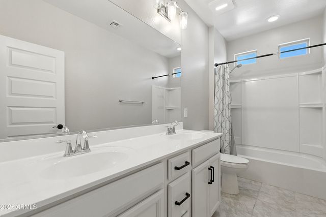 13710 N 174th Lane, Surprise, AZ 85388