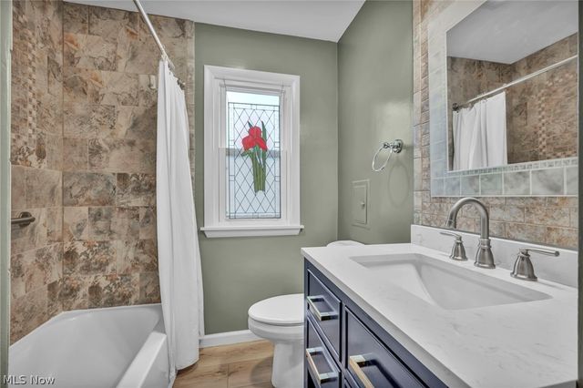 174 E 286th Street, Willowick, OH 44095