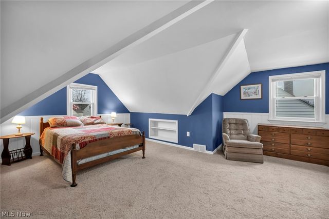 174 E 286th Street, Willowick, OH 44095