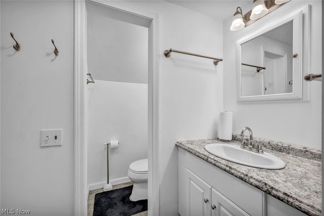 174 E 286th Street, Willowick, OH 44095