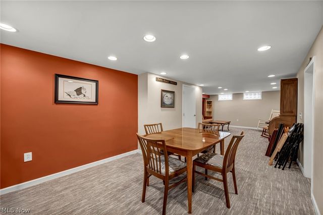 174 E 286th Street, Willowick, OH 44095