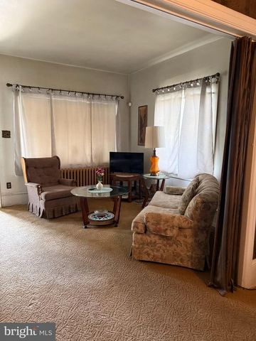 702 E HOWELL ST, Hamilton, NJ 08610