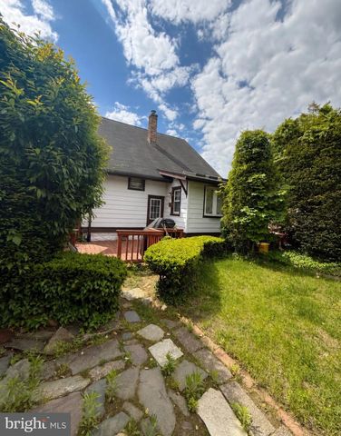 702 E HOWELL ST, Hamilton, NJ 08610