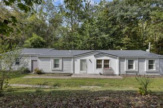 16069 State Route 678, Rockbridge, OH 43149