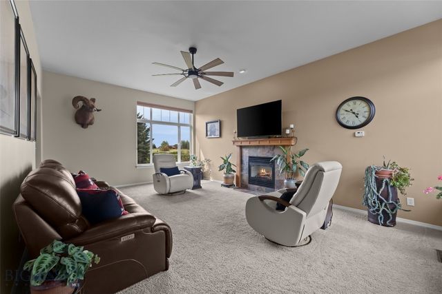 153 Pathfinder Trail, Bozeman, MT 59718