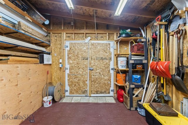 153 Pathfinder Trail, Bozeman, MT 59718