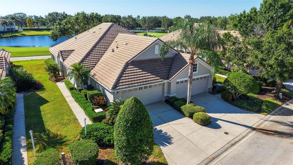 7038 WOODMORE TERRACE, Lakewood Ranch, FL 34202