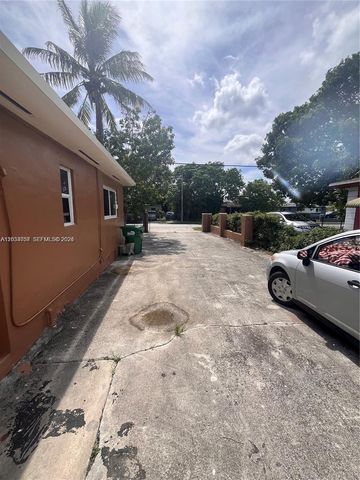 13215 NW 19th Ave 1, Miami, FL 33167