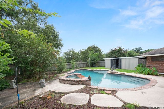 13210 Todd Ave, Baton Rouge, LA 70815