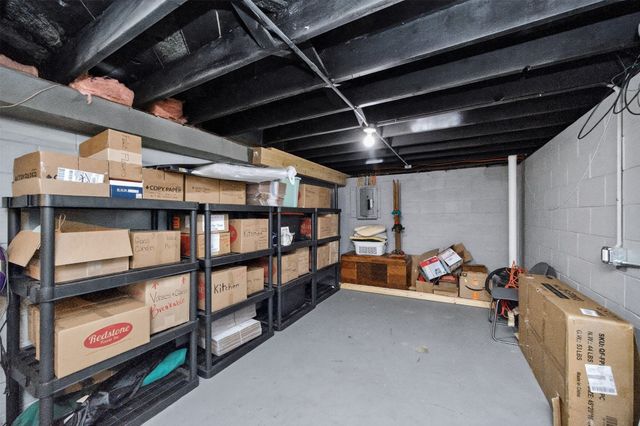 347 E Edison Avenue, Des Moines, IA 50315