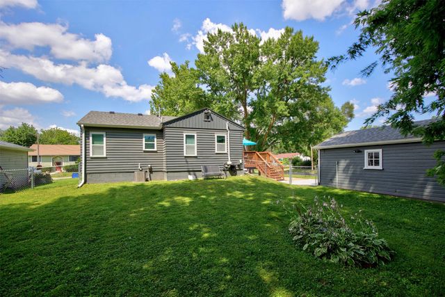 347 E Edison Avenue, Des Moines, IA 50315