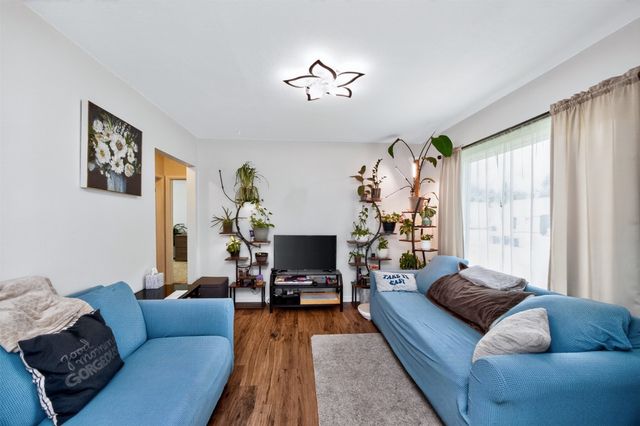 347 E Edison Avenue, Des Moines, IA 50315