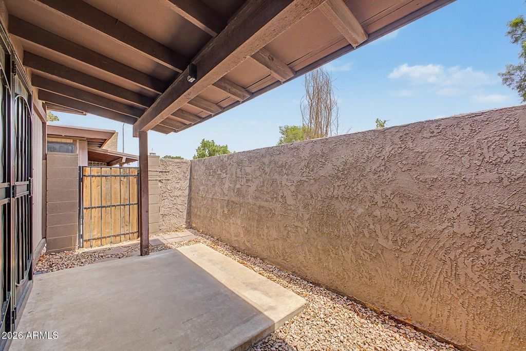 924 S HACIENDA Drive A, Tempe, AZ 85281 — photo 5
