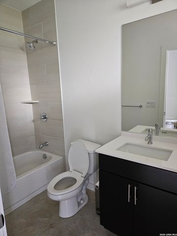 102 Tendick, San Antonio, TX 78209