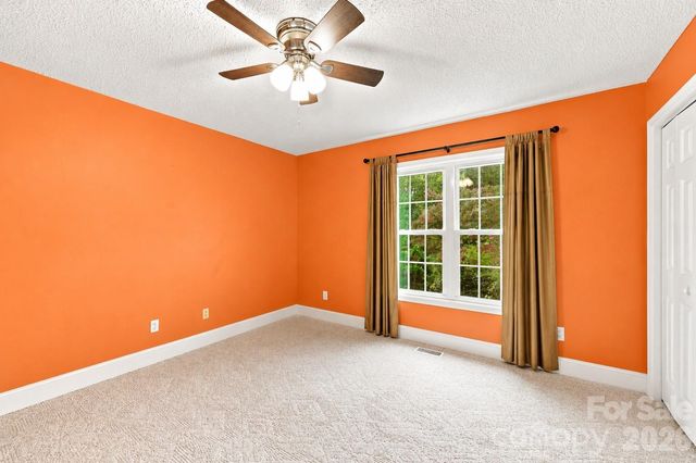 199 Bethlehem Manufacturing Lane, Hickory, NC 28601