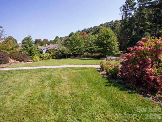 19 Keeping Kyle Crossing, Asheville, NC 28804