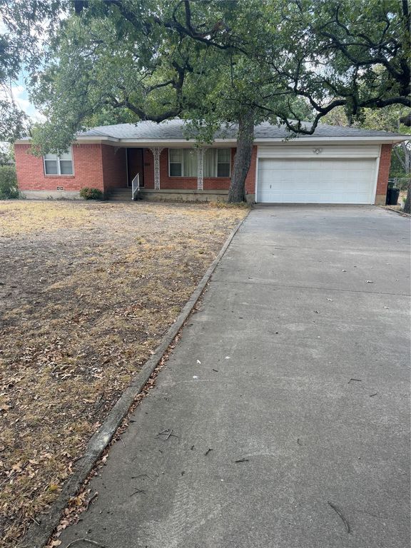 1331 Yates Drive, Hurst, TX 76053 — photo 2