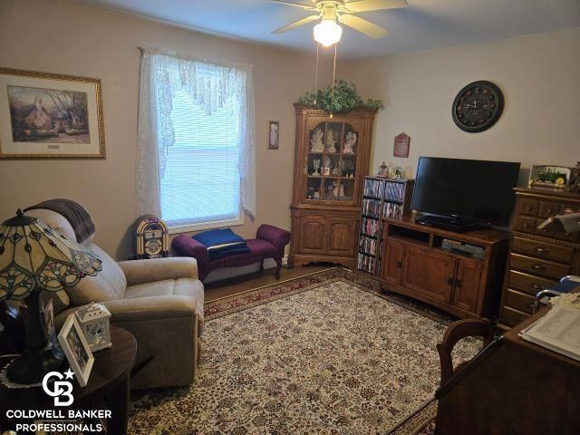 10103 Beard Road, Avoca, MI 48006