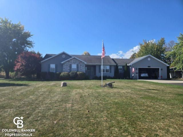 10103 Beard Road, Avoca, MI 48006