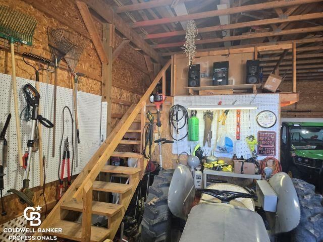 10103 Beard Road, Avoca, MI 48006