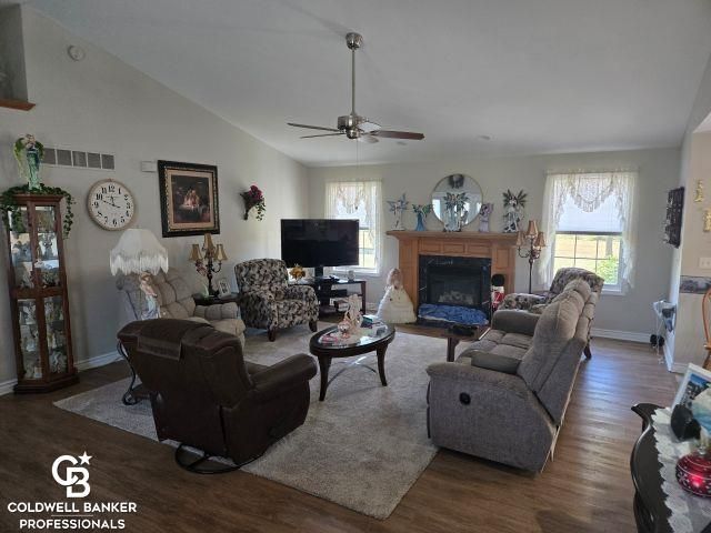 10103 Beard Road, Avoca, MI 48006