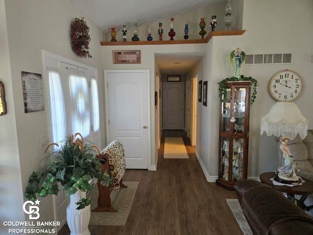 10103 Beard Road, Avoca, MI 48006