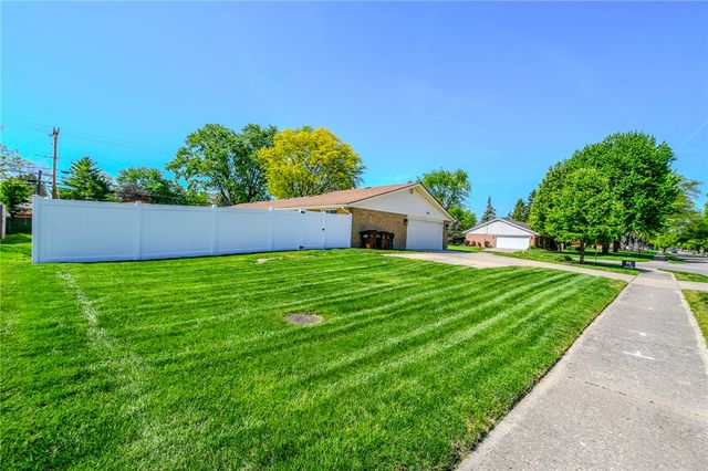 2276 Brookpark Drive, Kettering, OH 45440