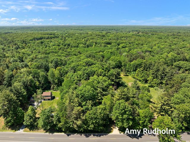 9262 Leonard Street, Polkton Twp, MI 49404