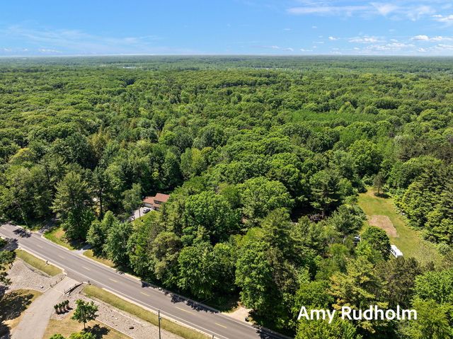9262 Leonard Street, Polkton Twp, MI 49404