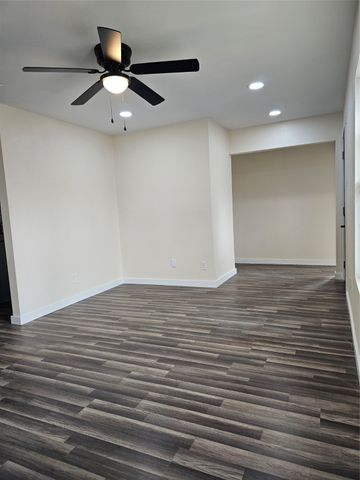 4317 GRAM Lane, Bellmead, TX 76705