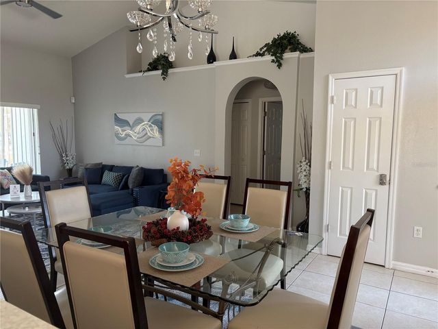 128 LAKE SHORE PARKWAY, Davenport, FL 33896