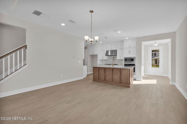 381 SEAMARK Drive, Ponte Vedra, FL 32081