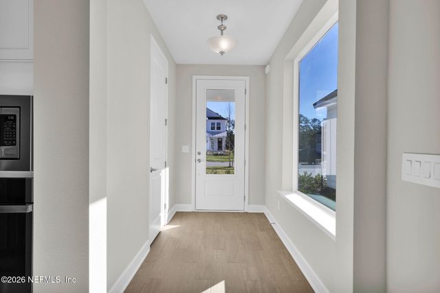 381 SEAMARK Drive, Ponte Vedra, FL 32081