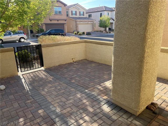 7068 Ipe Wood Road, Las Vegas, NV 89148