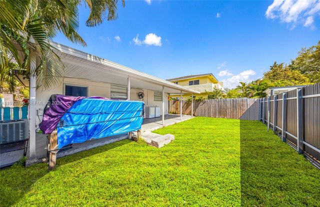 3532 NW 4th Ter, Miami, FL 33125