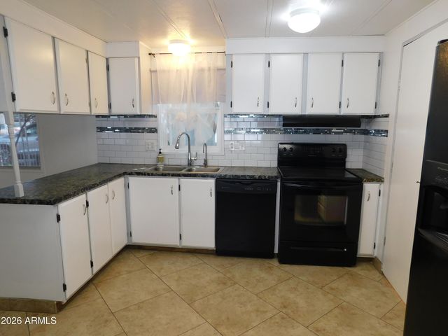 2175 W Southern Avenue 6, Apache Junction, AZ 85120