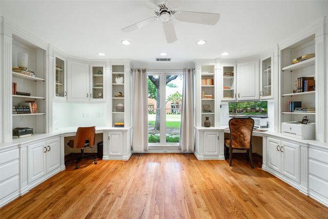 4710 Bobbitt Drive, Dallas, TX 75229