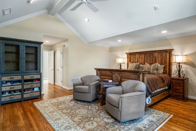 4710 Bobbitt Drive, Dallas, TX 75229