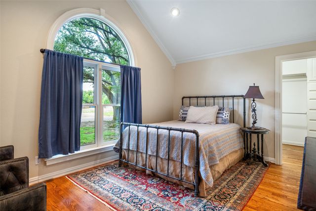 4710 Bobbitt Drive, Dallas, TX 75229