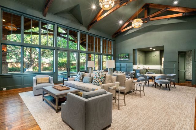 4710 Bobbitt Drive, Dallas, TX 75229