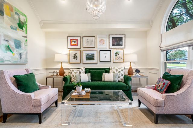 4710 Bobbitt Drive, Dallas, TX 75229