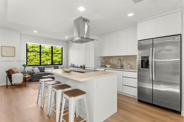 1376 SW 4th Street 7, Miami, FL 33135