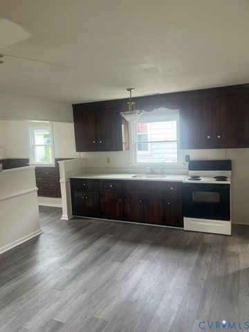 103 N Holly Ave, Highland Springs, VA 23075