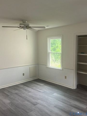 103 N Holly Ave, Highland Springs, VA 23075