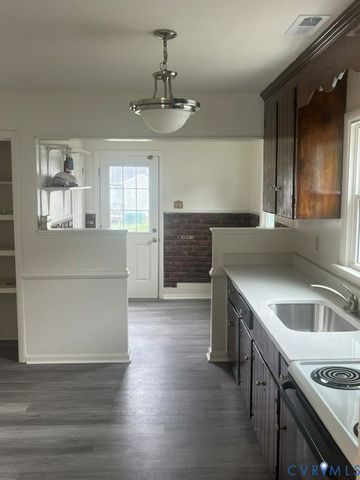 103 N Holly Ave, Highland Springs, VA 23075