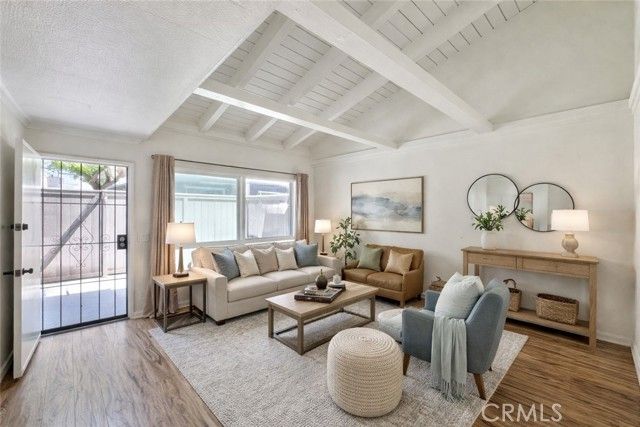 2910 S Greenville H, Santa Ana, CA 92704