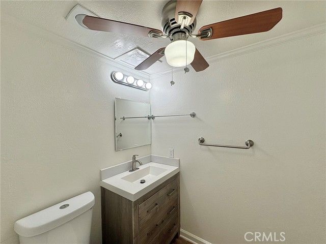 2910 S Greenville H, Santa Ana, CA 92704