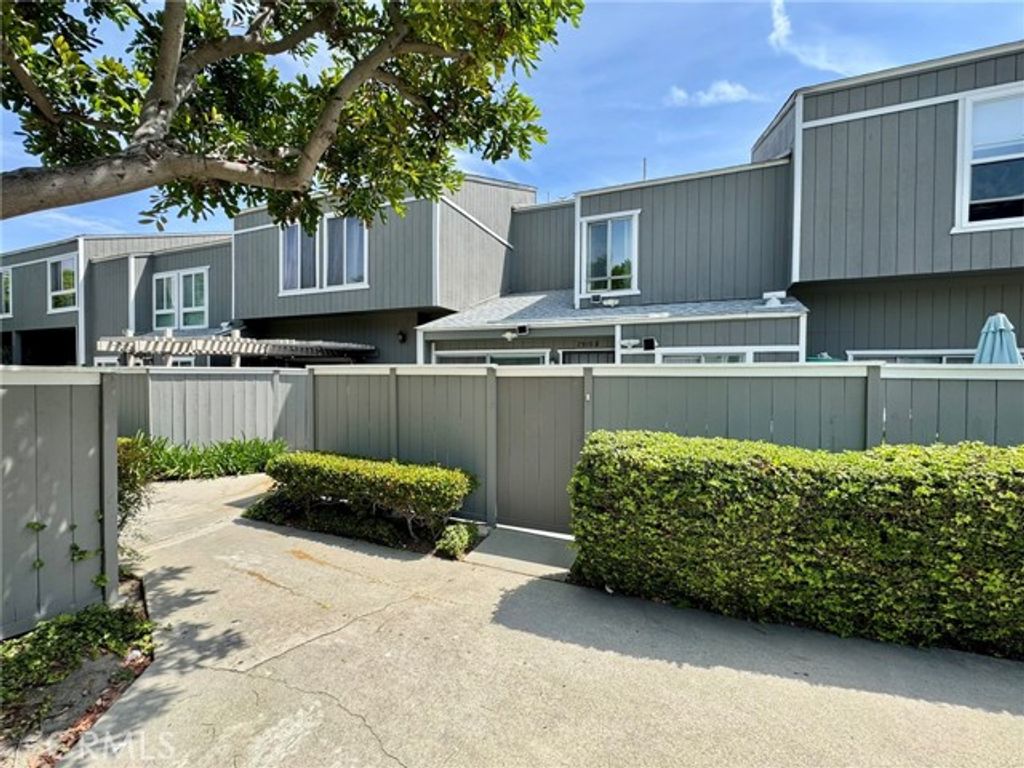 2910 S Greenville H, Santa Ana, CA 92704